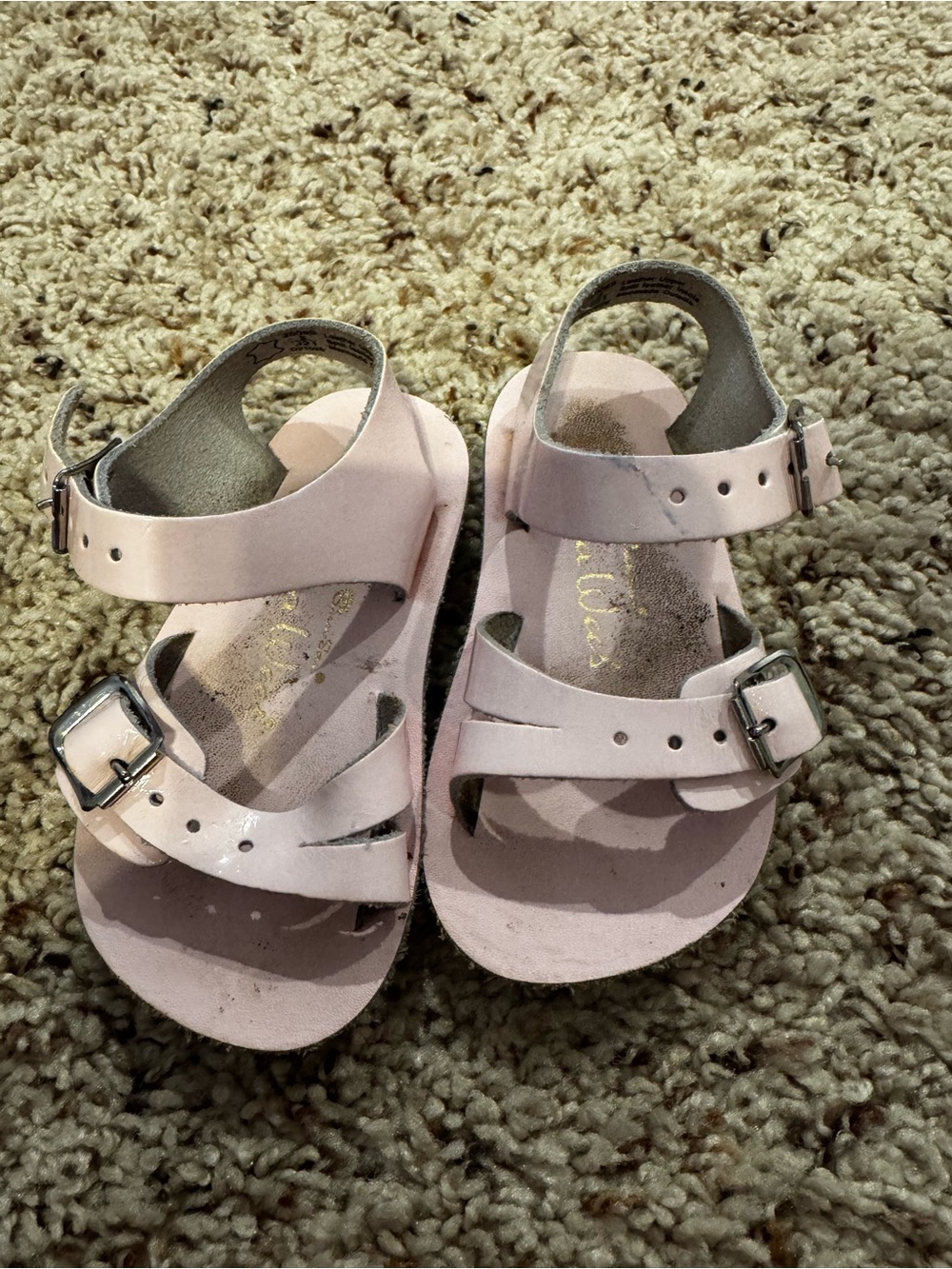 Toddler Adjustable Buckle Sandals in Light Pink